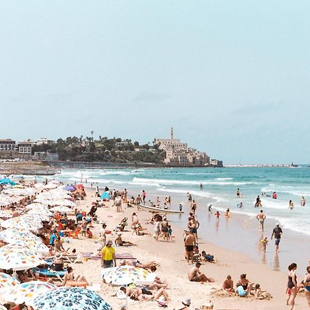 Wom Beach Pod Hotel - A Member Of Brown Hotels 텔아비브 외부 사진