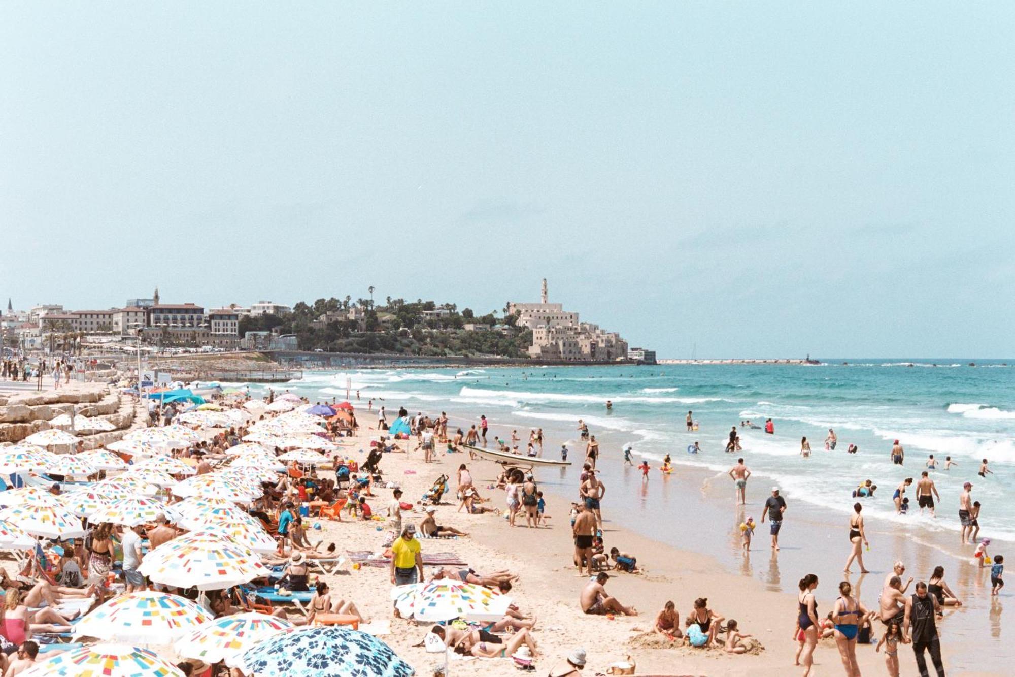 Wom Beach Pod Hotel - A Member Of Brown Hotels 텔아비브 외부 사진