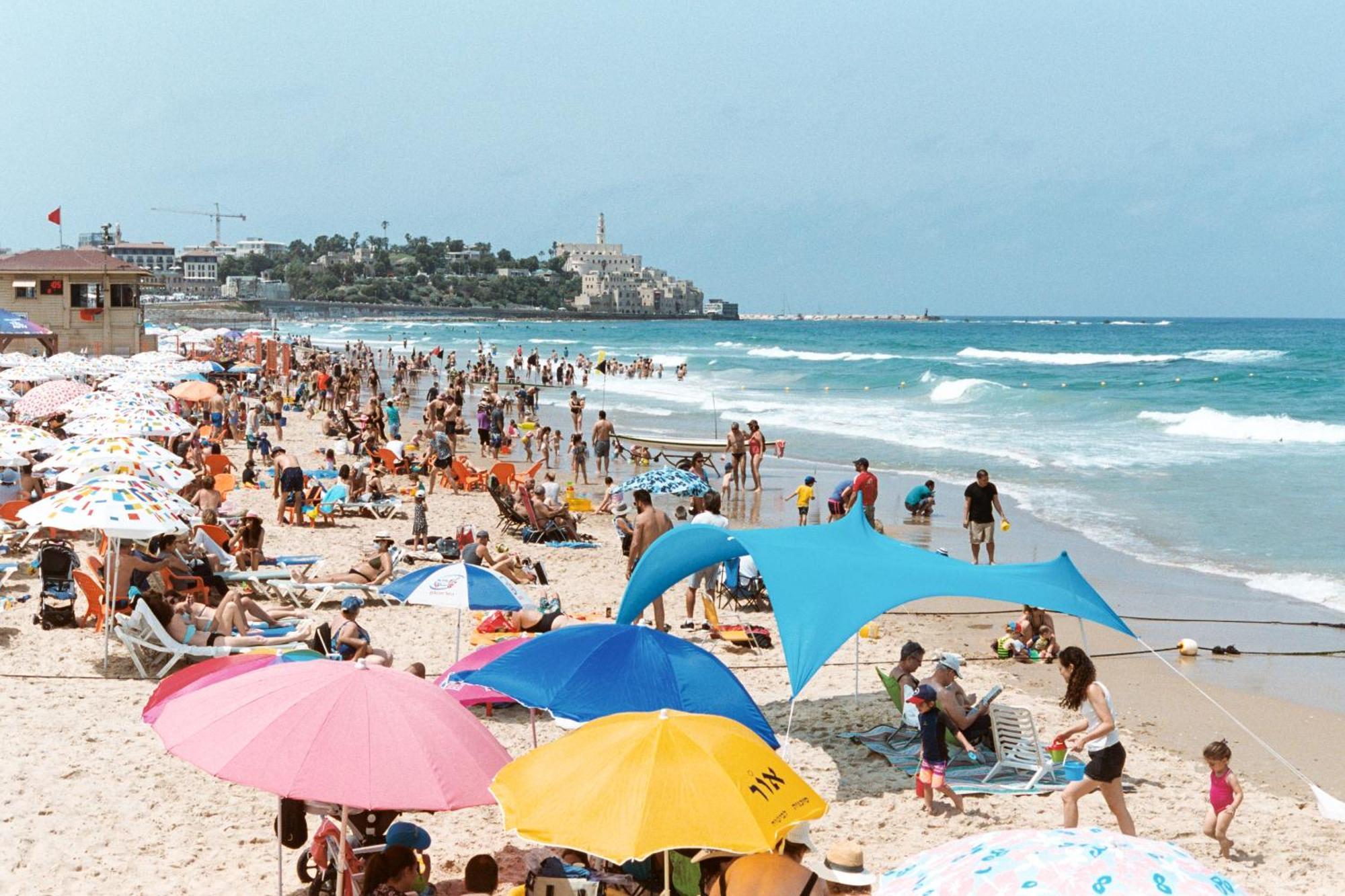 Wom Beach Pod Hotel - A Member Of Brown Hotels 텔아비브 외부 사진