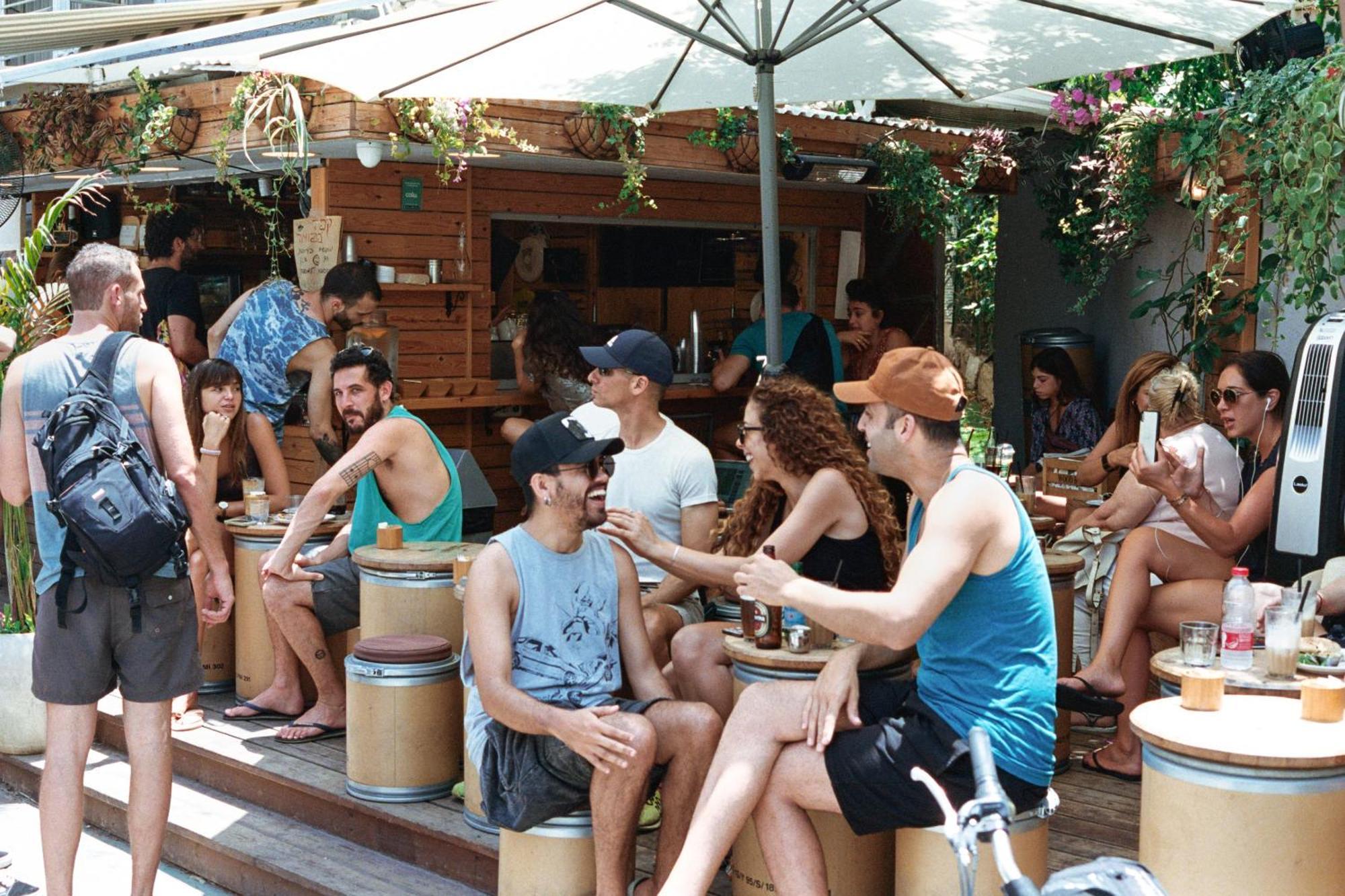Wom Beach Pod Hotel - A Member Of Brown Hotels 텔아비브 외부 사진